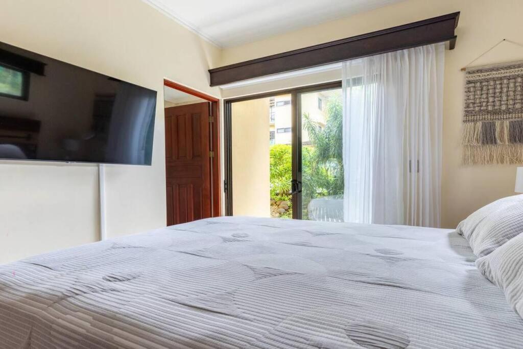 The Oaks Tamarindo Pool Front Condominiums Fast Wifi ภายนอก รูปภาพ