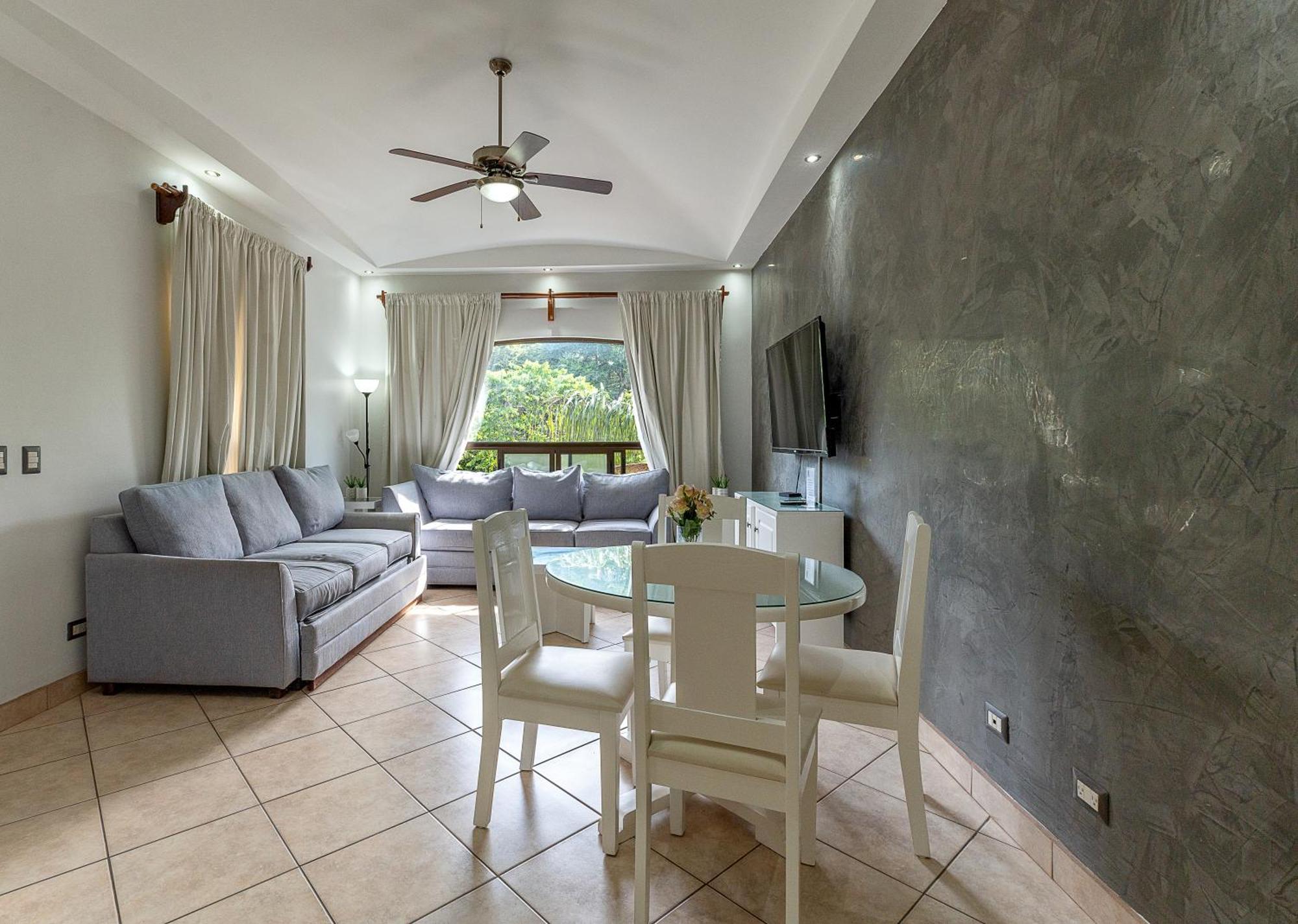 The Oaks Tamarindo Pool Front Condominiums Fast Wifi ภายนอก รูปภาพ